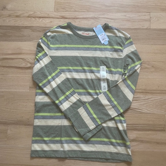 Cat & Jack Boys XL Lot (2 NWT Long Sleeve T's & 2 Sweatshirts) - Picture 3 of 8